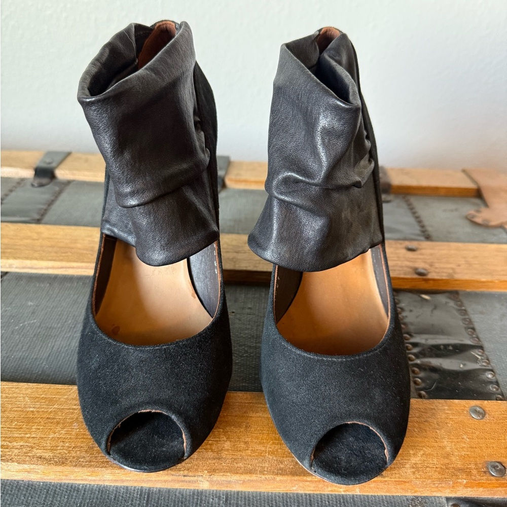 Anthropologie Coclico peep toe ankle booties